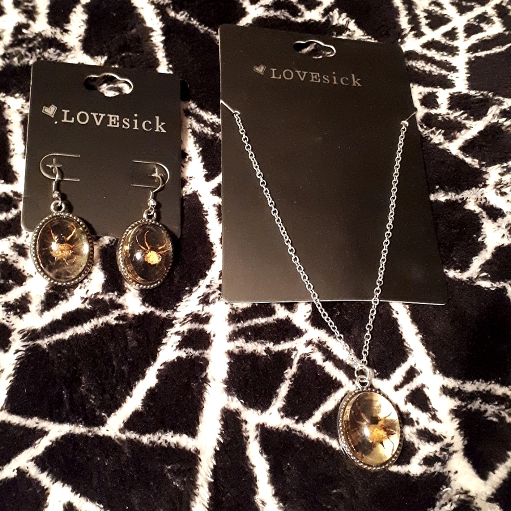 *NEW* LOVESICK Spider Earrings & Necklace Set Hot Topic Spooky Halloween Goth